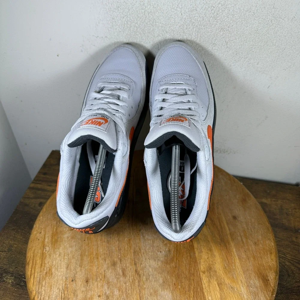 Nike Air Max 90 White Safety Orange Black Grey IF0670-003 Mens Size 9